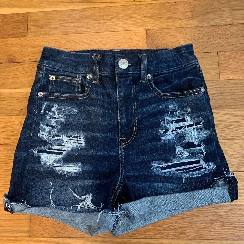 American Eagle size 0 distressed denim jean shorts